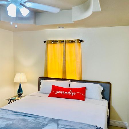 Brownsville Comfort 2 Bedroom 1 Bath , Spacious Kitchen And Outdoor Home Bagian luar foto