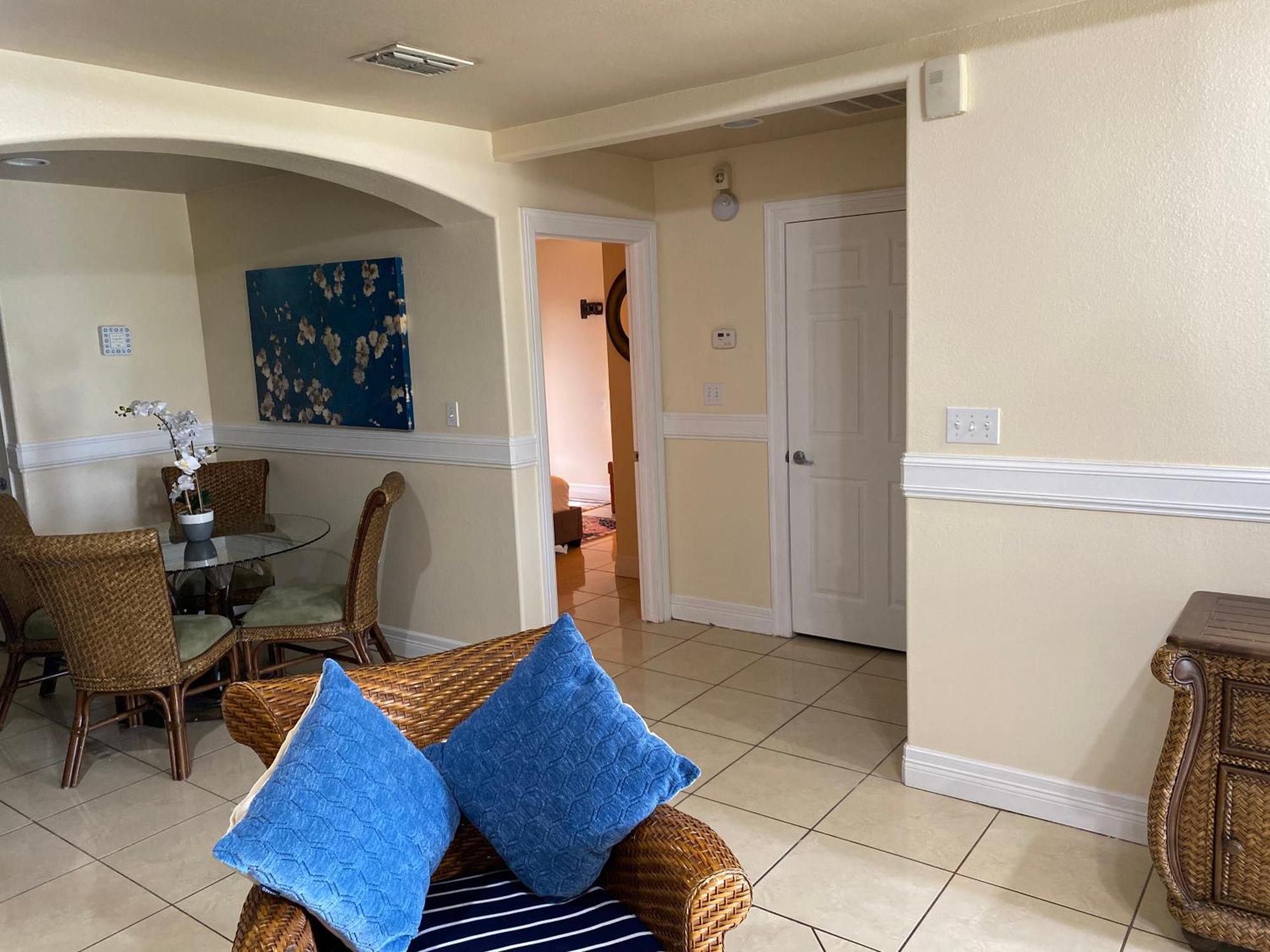 Brownsville Comfort 2 Bedroom 1 Bath , Spacious Kitchen And Outdoor Home Bagian luar foto