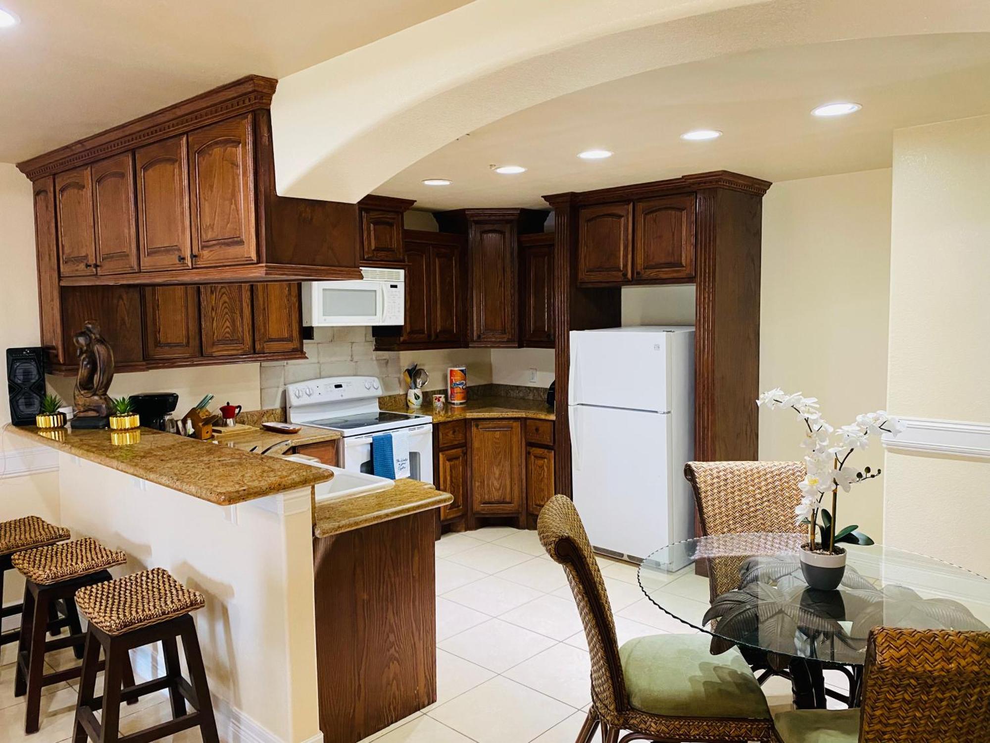 Brownsville Comfort 2 Bedroom 1 Bath , Spacious Kitchen And Outdoor Home Bagian luar foto